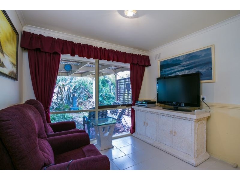 352 Eastbourne Road, Rosebud VIC 3939