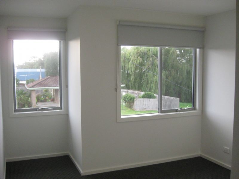 2B Eliza Street, Rosebud West VIC 3940