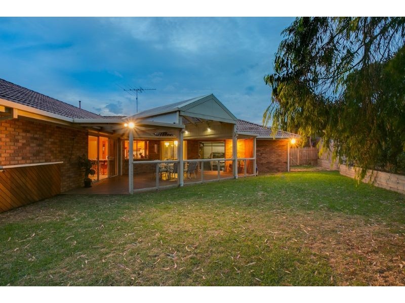 9 Curlew Drive, Rosebud West VIC 3940