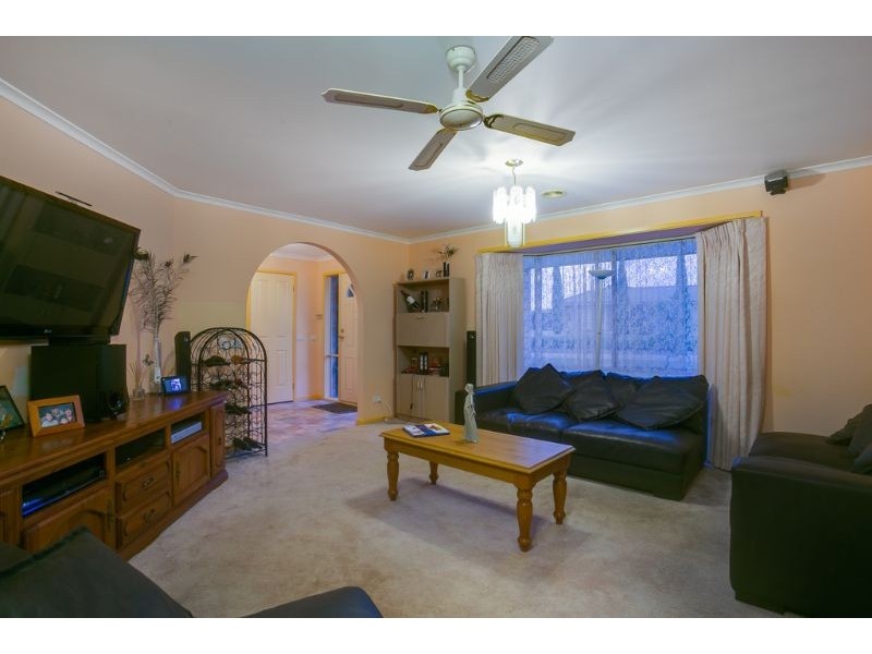 9 Curlew Drive, Rosebud West VIC 3940