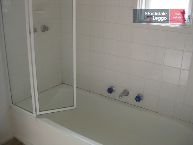 22 Third Avenue, Rosebud VIC 3939