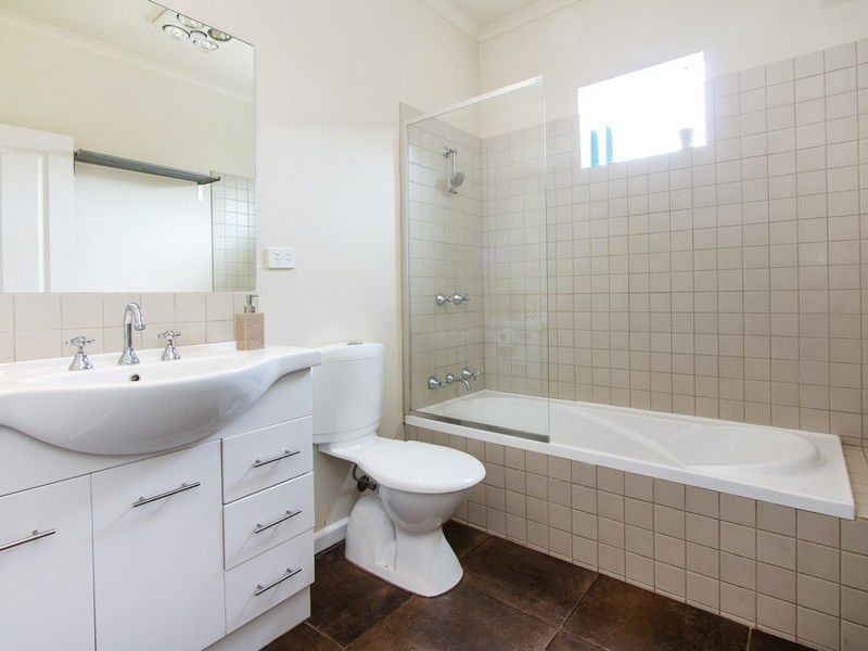 68 Woonton Crescent, Rosebud VIC 3939