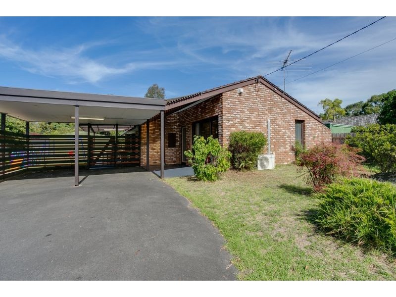 19 Harverson Drive, Rosebud VIC 3939