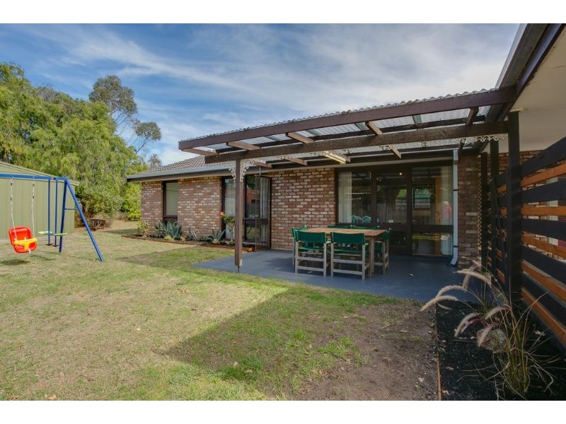 19 Harverson Drive, Rosebud VIC 3939