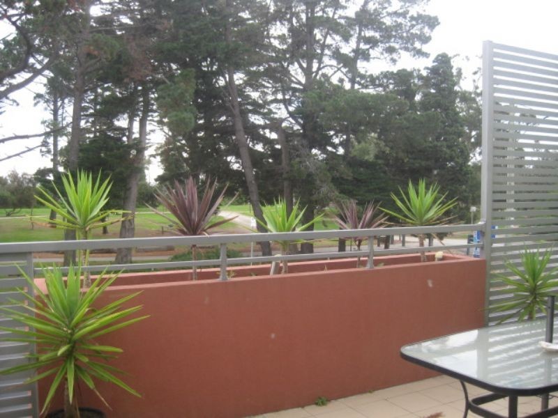 2/1591 Point Nepean Road, Rosebud West VIC 3940