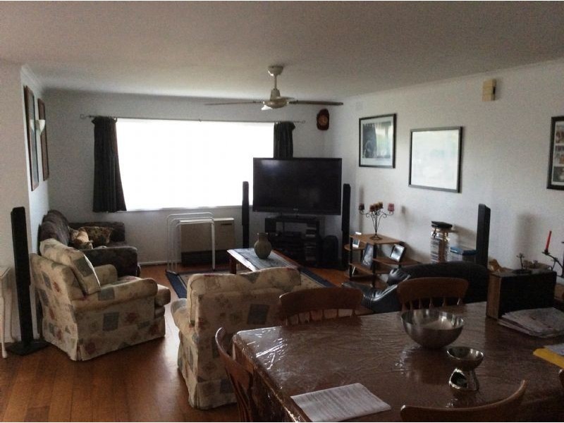 97 Cootamundra Avenue, Rosebud West VIC 3940