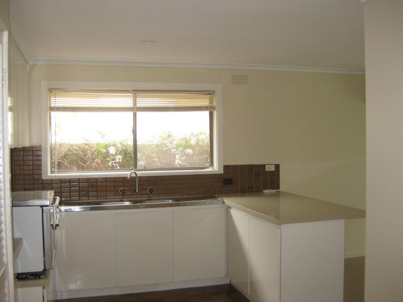 3 Colin Street, Rosebud West VIC 3940