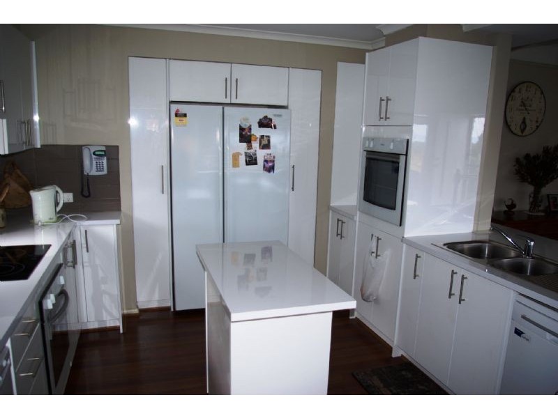 25 Goolgowie Street, Rosebud VIC 3939