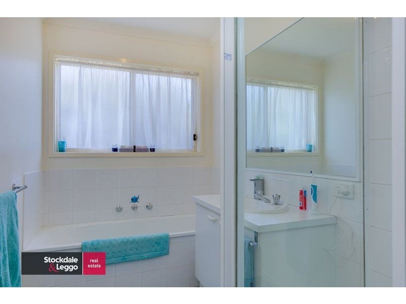 14 Baybreeze Court, Rosebud West VIC 3940