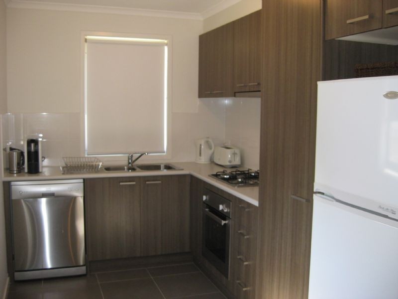 1/38 WINGARA DRIVE, Rosebud West VIC 3940