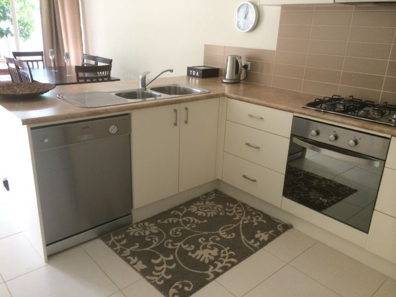 14 Hampton Court, Rosebud VIC 3939