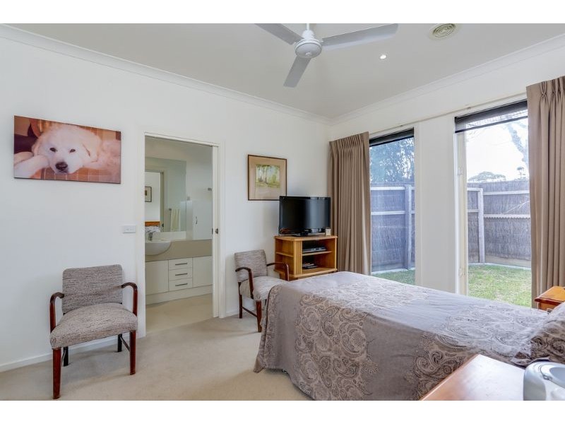 1/30 Warranilla Avenue, Rosebud VIC 3939