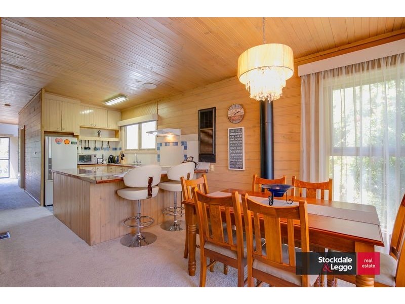 2 Cain Street, Rosebud West VIC 3940