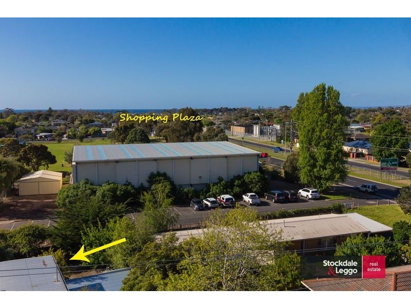 2 Cain Street, Rosebud West VIC 3940