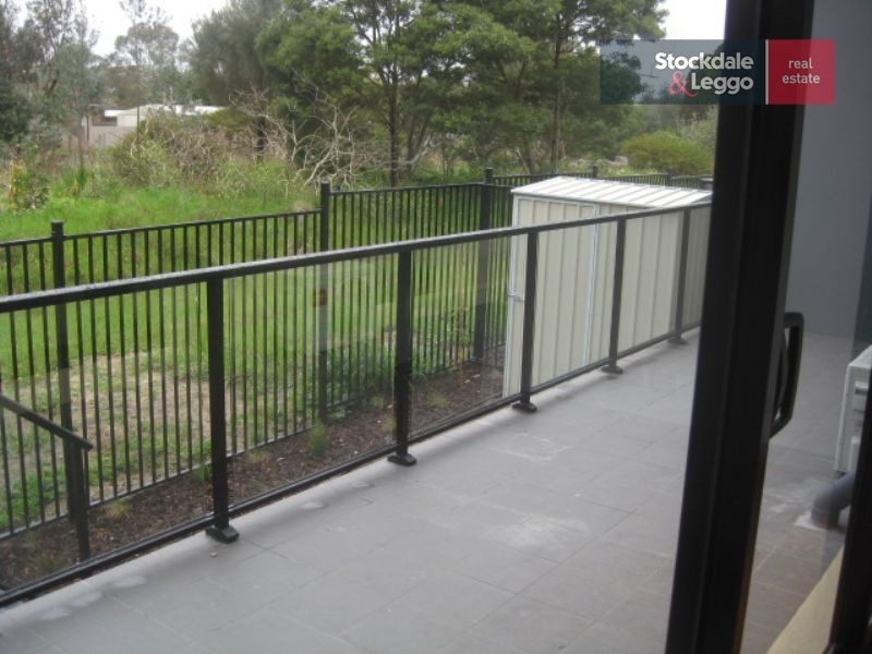 12/1 Chatfield Avenue, Rosebud West VIC 3940