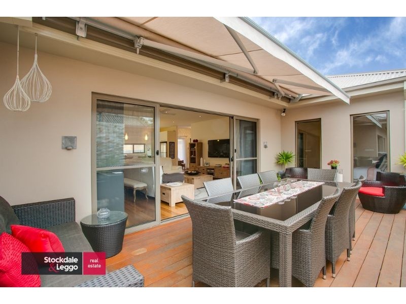 2/21 Staughton, Rosebud West VIC 3940