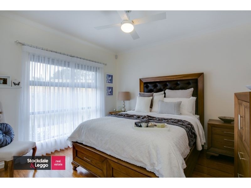 2/21 Staughton, Rosebud West VIC 3940