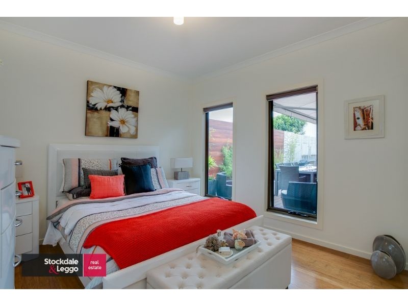2/21 Staughton, Rosebud West VIC 3940