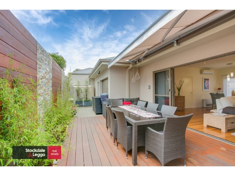 2/21 Staughton, Rosebud West VIC 3940