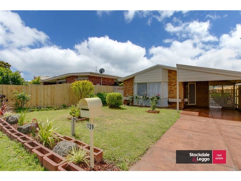 139 Second Avenue, Rosebud VIC 3939