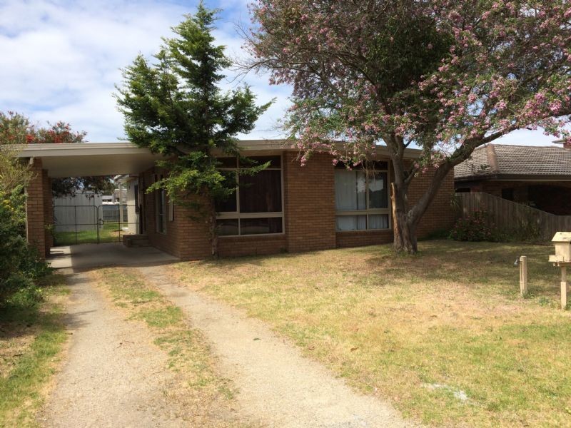 13 Mirriam Avenue, Rosebud West VIC 3940