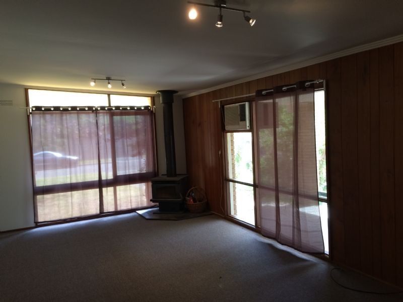 13 Mirriam Avenue, Rosebud West VIC 3940