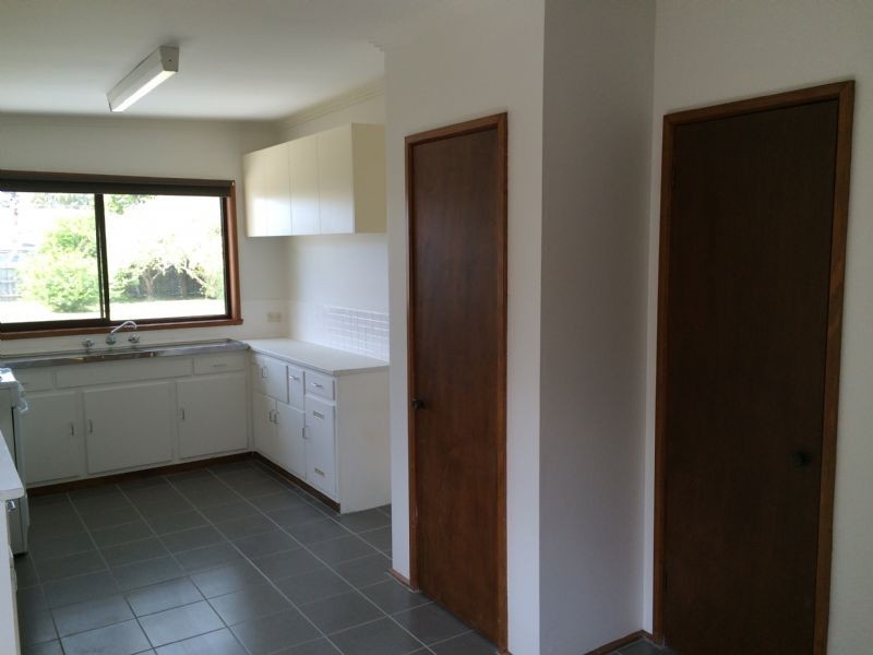 13 Mirriam Avenue, Rosebud West VIC 3940