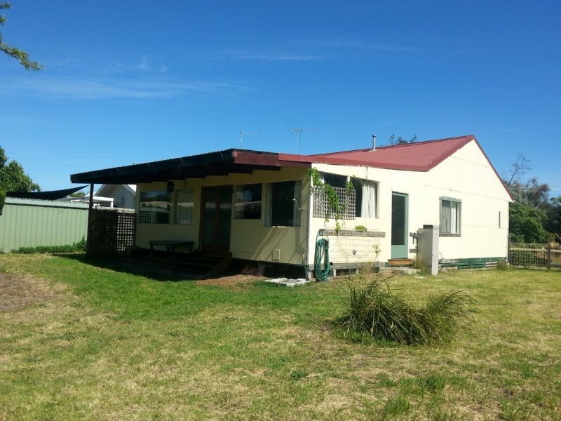 7 Florence Avenue, Rosebud West VIC 3940