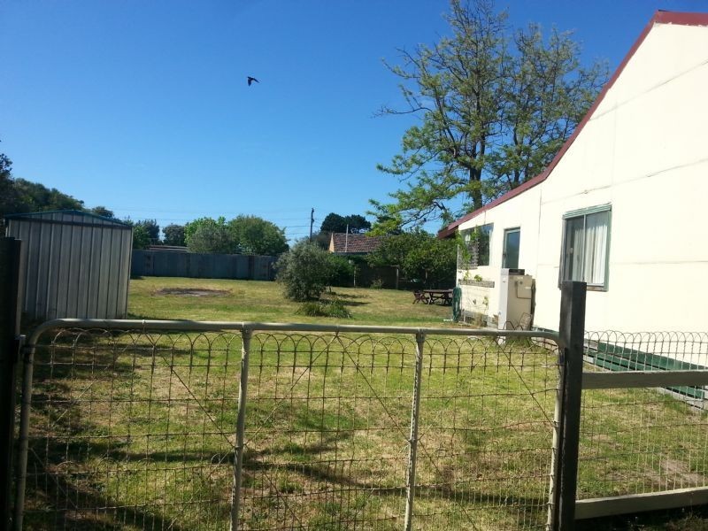 7 Florence Avenue, Rosebud West VIC 3940