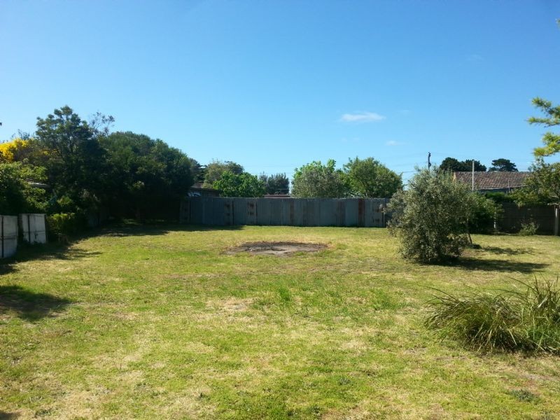 7 Florence Avenue, Rosebud West VIC 3940