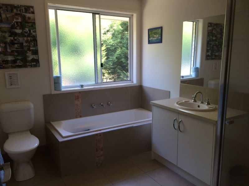 68 Bayview Avenue, Rosebud VIC 3939