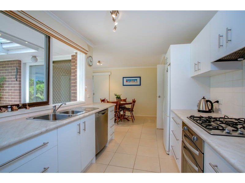 11 Surrey street, Mccrae VIC 3938