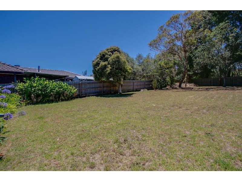 11 Surrey street, Mccrae VIC 3938