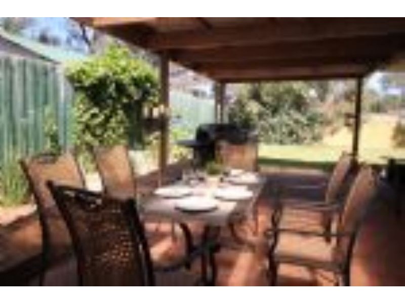 88 Leon Avenue, Rosebud VIC 3939