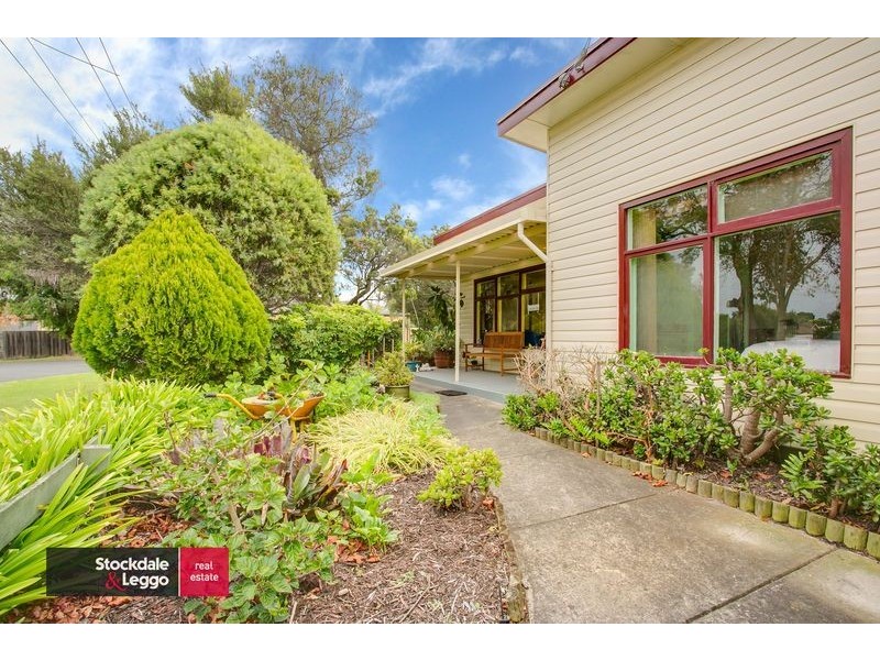 7 Rose Street, Rosebud West VIC 3940