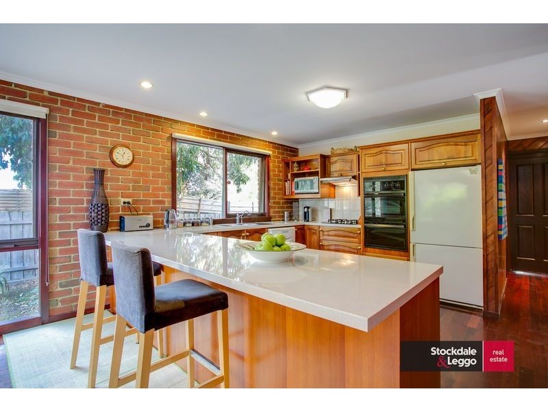 2 Rollings Close, Rosebud VIC 3939