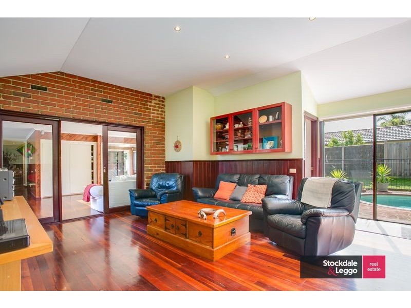2 Rollings Close, Rosebud VIC 3939