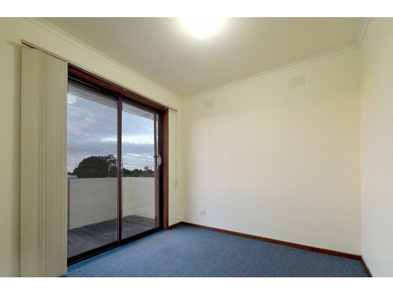 2 Dunsmuir, Rosebud VIC 3939