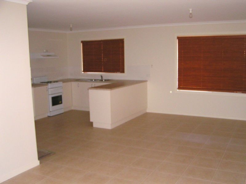 1/60-64 Waterloo Road, Moe VIC 3825