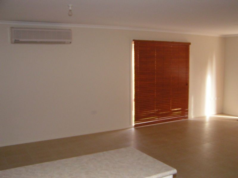 1/60-64 Waterloo Road, Moe VIC 3825