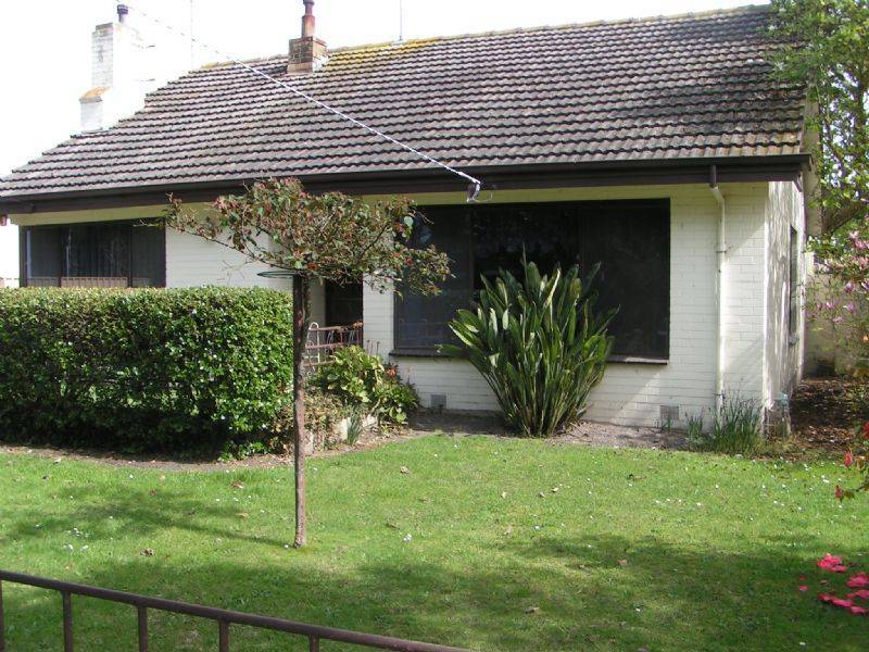 4 Graeme Street, Moe VIC 3825