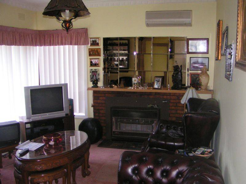 4 Graeme Street, Moe VIC 3825