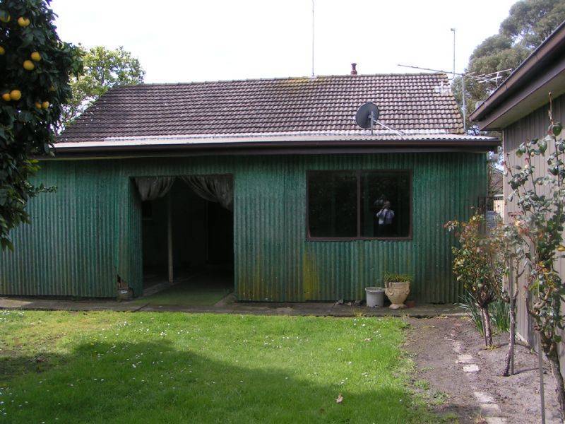 4 Graeme Street, Moe VIC 3825