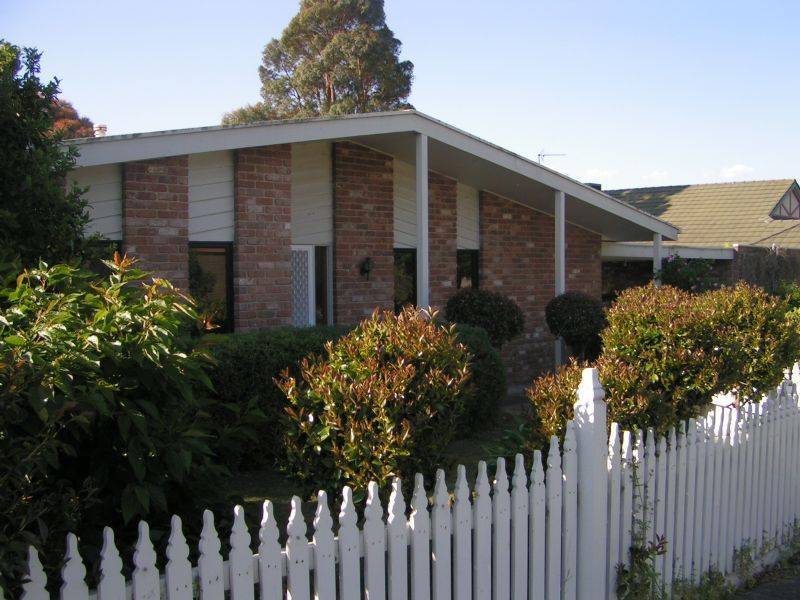 8 Morgan Court, Moe VIC 3825
