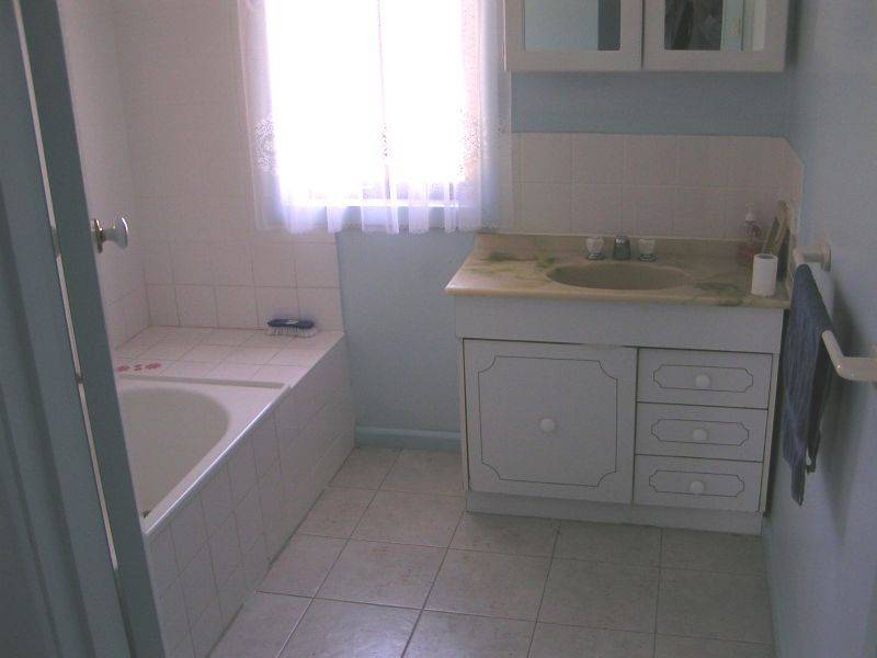 7 Gladstone Street, Moe VIC 3825