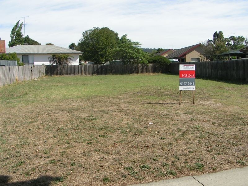 61 Elizabeth Street, Moe VIC 3825