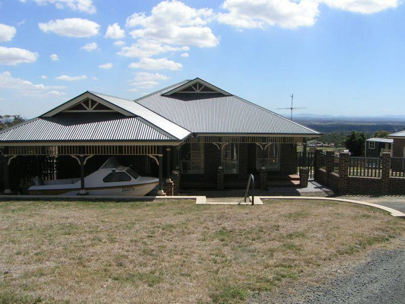 29 Comans Way, Moe VIC 3825