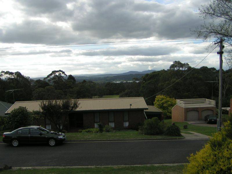 40 Fairway Drive, Newborough VIC 3825