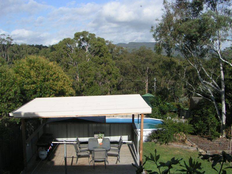 15 Joy Street, Newborough VIC 3825