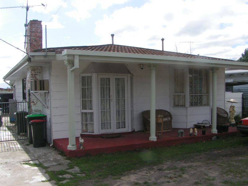 8 John Street, Moe VIC 3825